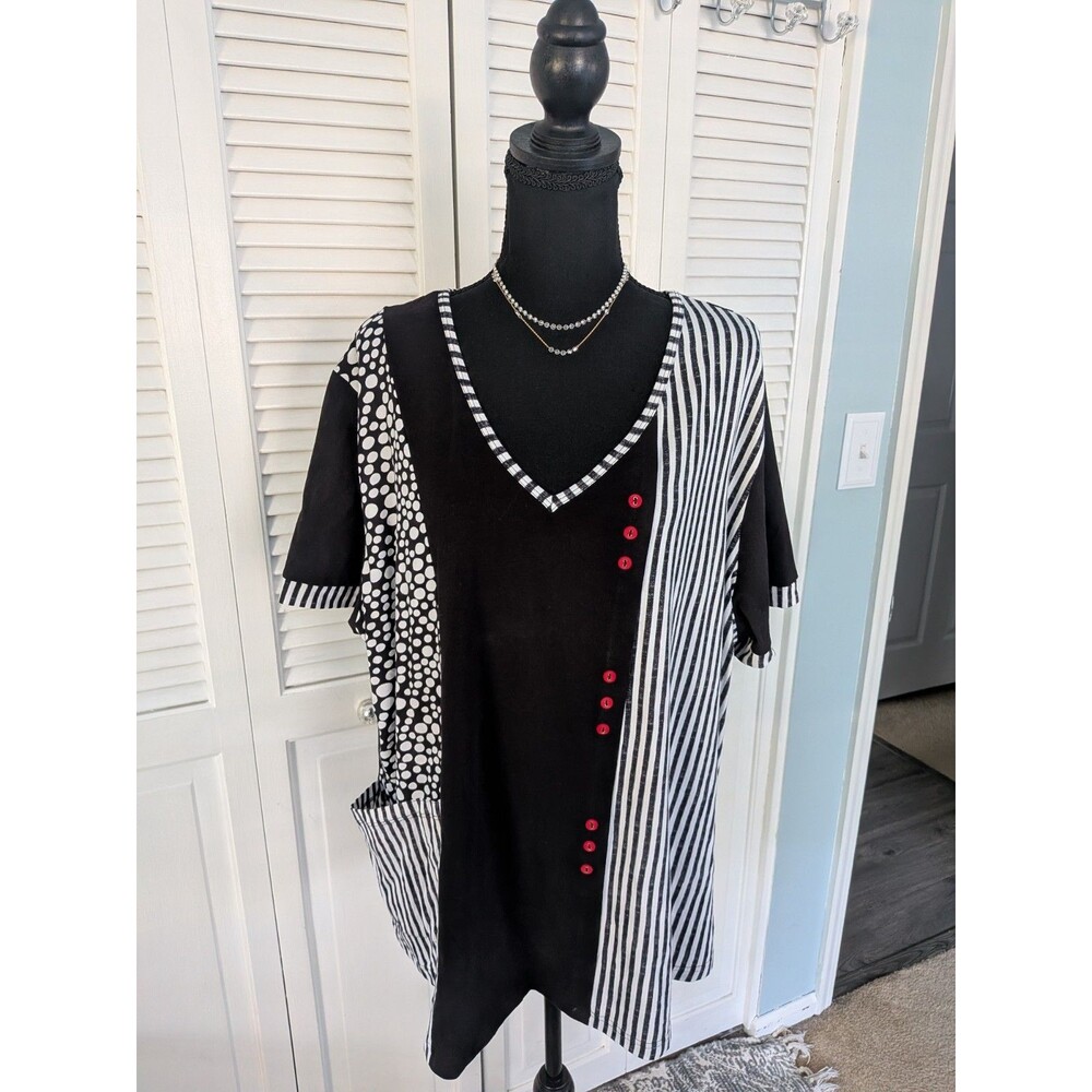 Parsley & Sage Top Women's 2X Black White Mixed Print Tee Knit Casualcore Vacay